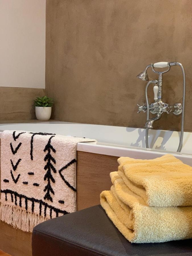 Cote Jardin Bed & Breakfast Sainte-Suzanne  Ngoại thất bức ảnh