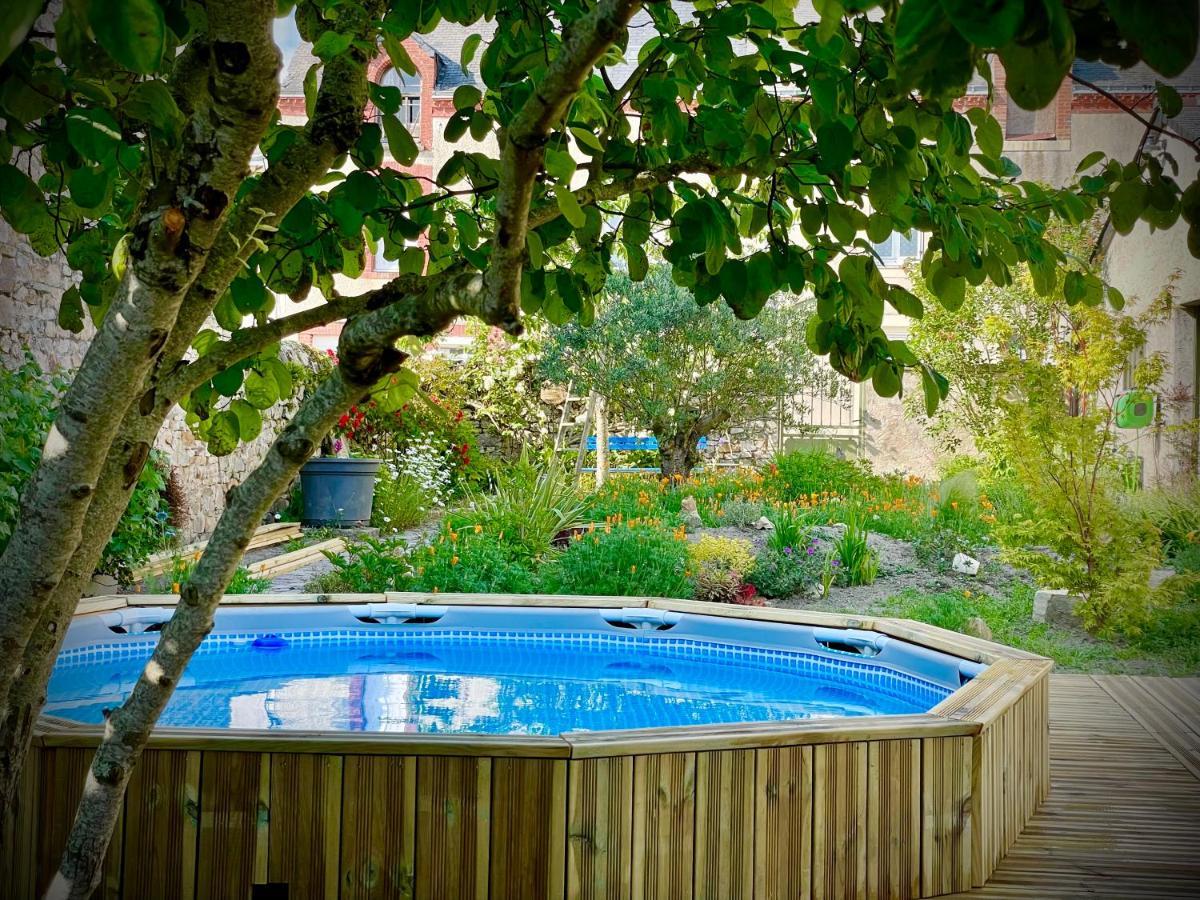 Cote Jardin Bed & Breakfast Sainte-Suzanne  Ngoại thất bức ảnh