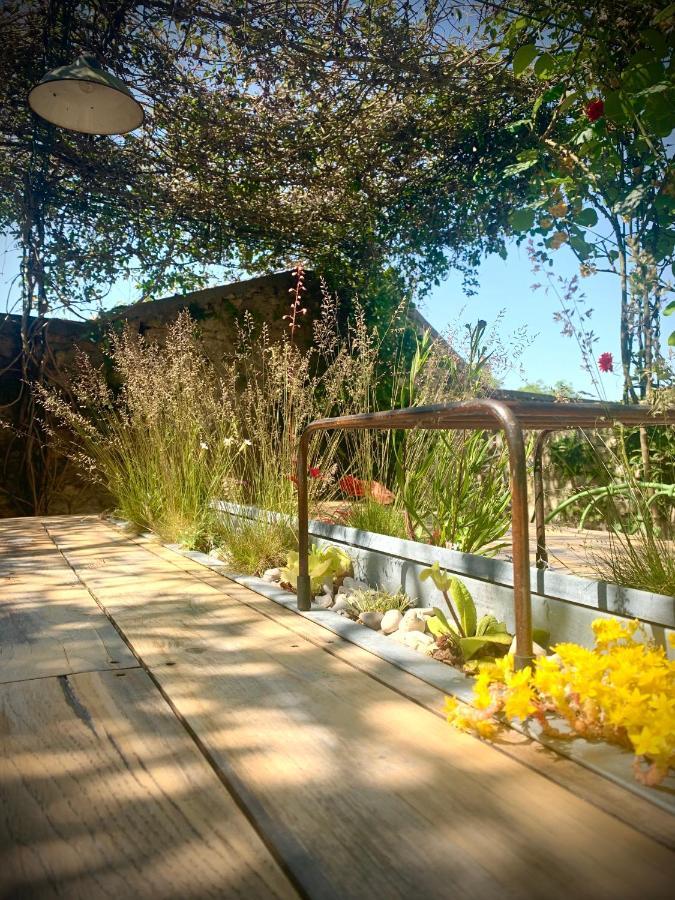 Cote Jardin Bed & Breakfast Sainte-Suzanne  Ngoại thất bức ảnh